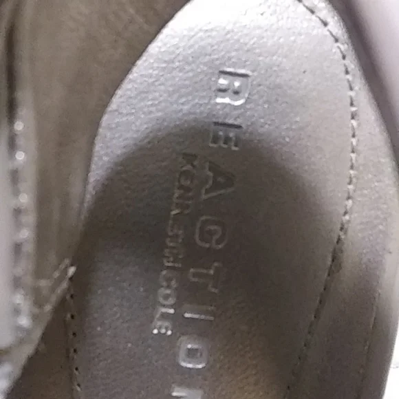 Women high heel shoe by Kenneth Cole 71/2 - Picture 9 of 9